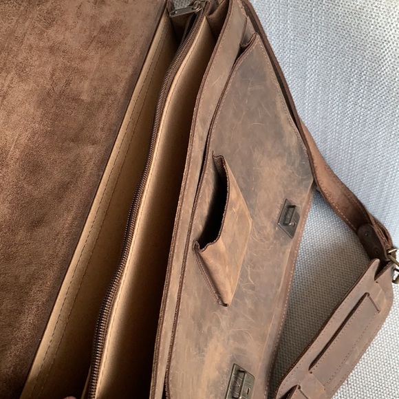 🦄 Brown leather courier shoulder bag - Picture 7 of 13